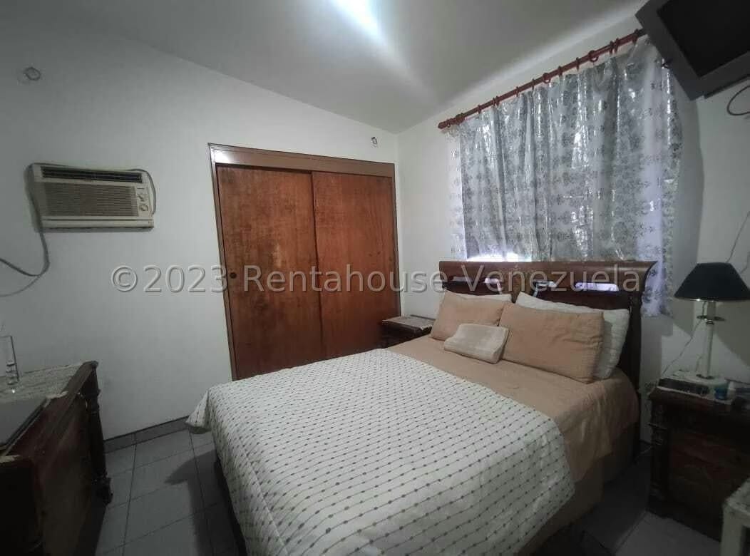 24-1582 Venta de Casa en Sector Ayacucho - 7
