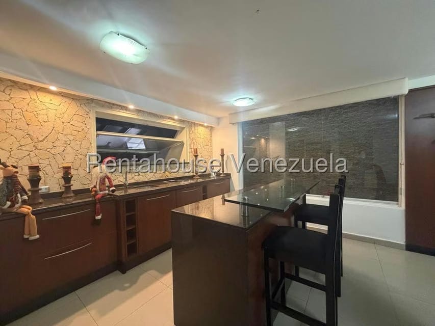 Casa (Duplex) en Venta en Zona Este, Lara - 11