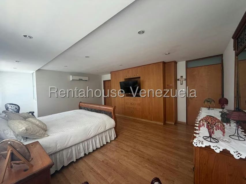Casa (Duplex) en Venta en Zona Este, Lara - 15