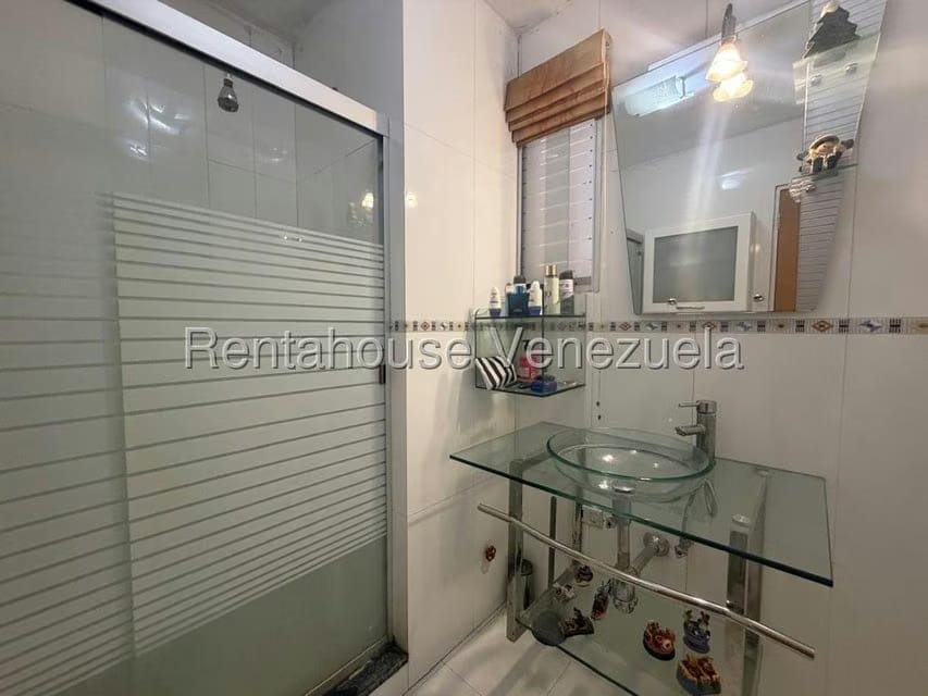 Casa (Duplex) en Venta en Zona Este, Lara - 39
