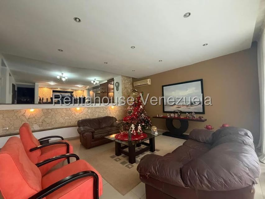 Casa (Duplex) en Venta en Zona Este, Lara - 5