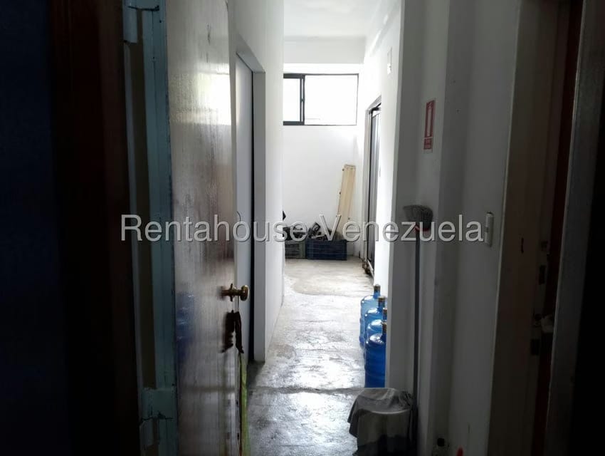 Comercial (Local Comercial) en Venta en Las Salias, Miranda - 3