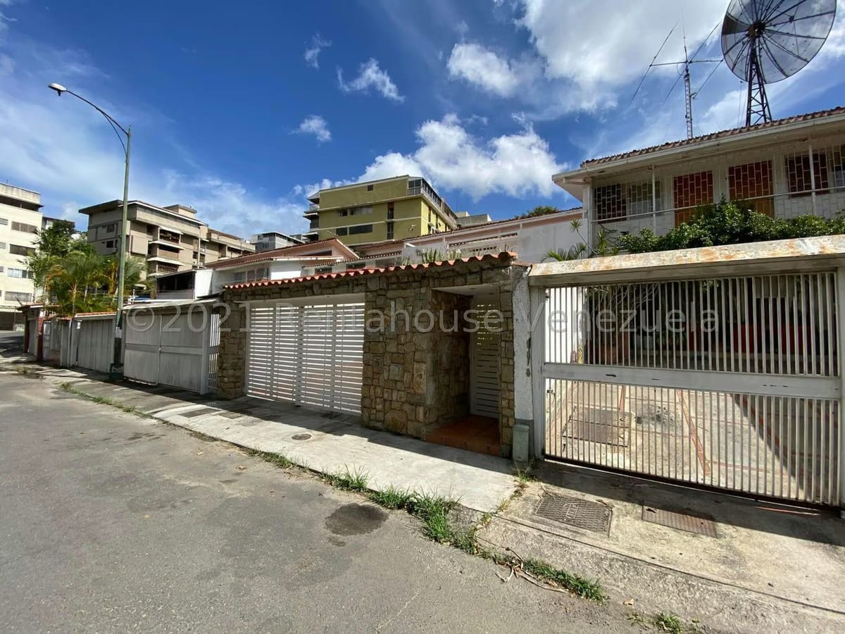 CASA EN VENTA-SELENE MARIN NOBREGA- MLS#21-27636