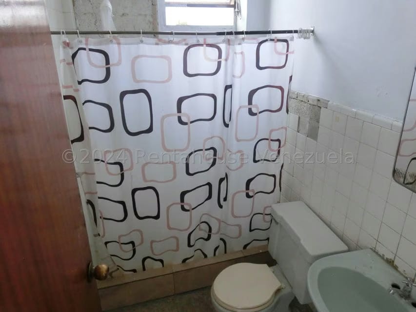 Comercial (Consultorio Medico) en Alquiler en San Martin, Distrito Metropolitano - 12