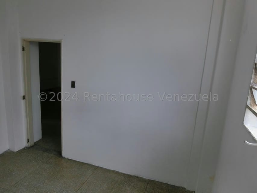 Comercial (Consultorio Medico) en Alquiler en San Martin, Distrito Metropolitano - 17