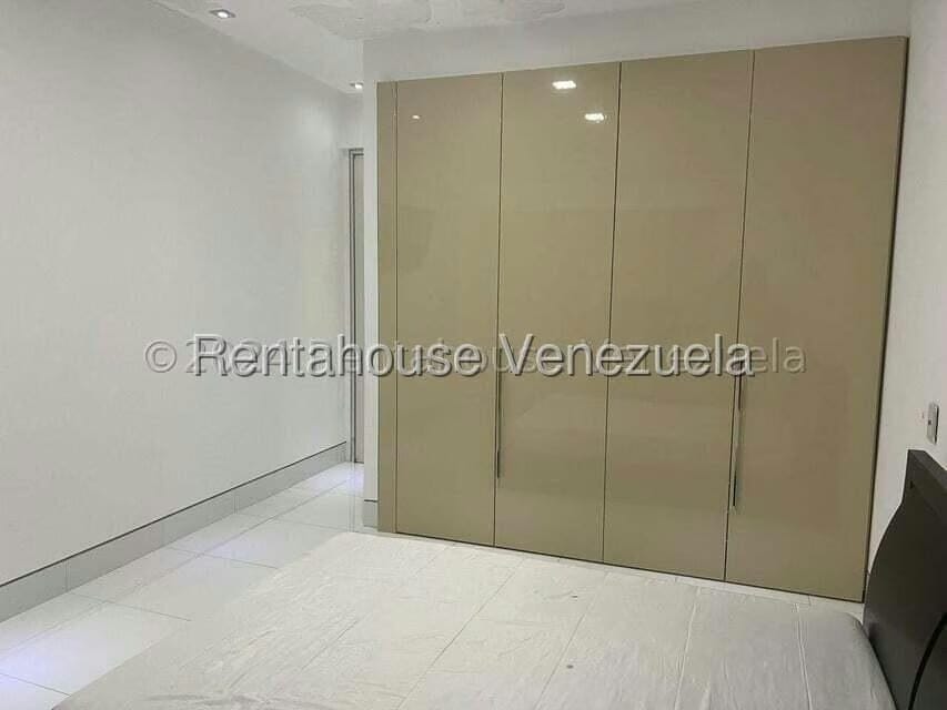 Apartamento (1 Nivel) en Venta en Prebo III, Carabobo - 11