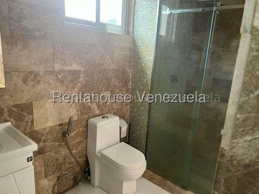 Apartamento (1 Nivel) en Venta en Prebo III, Carabobo - 18