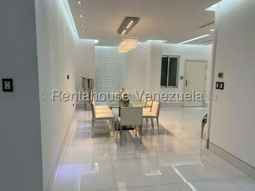 Apartamento (1 Nivel) en Venta en Prebo III, Carabobo - 6
