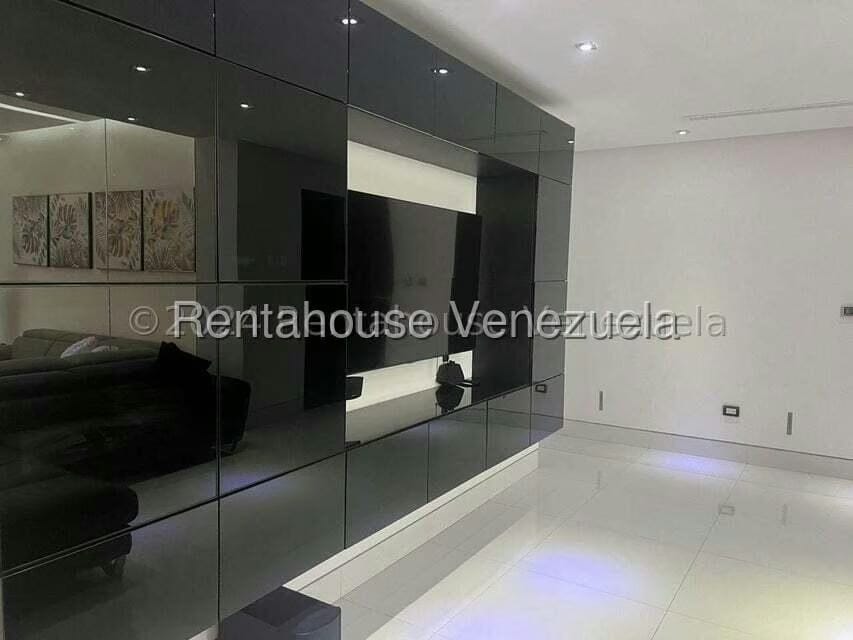 Apartamento (1 Nivel) en Venta en Prebo III, Carabobo - 10