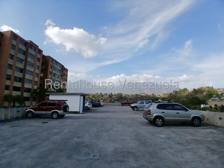 Apartamento (1 Nivel) en Venta en Los Naranjos Humboldt, Distrito Metropolitano - 2