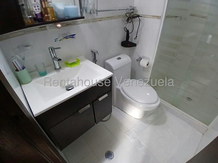 Apartamento (1 Nivel) en Venta en Los Naranjos Humboldt, Distrito Metropolitano - 16