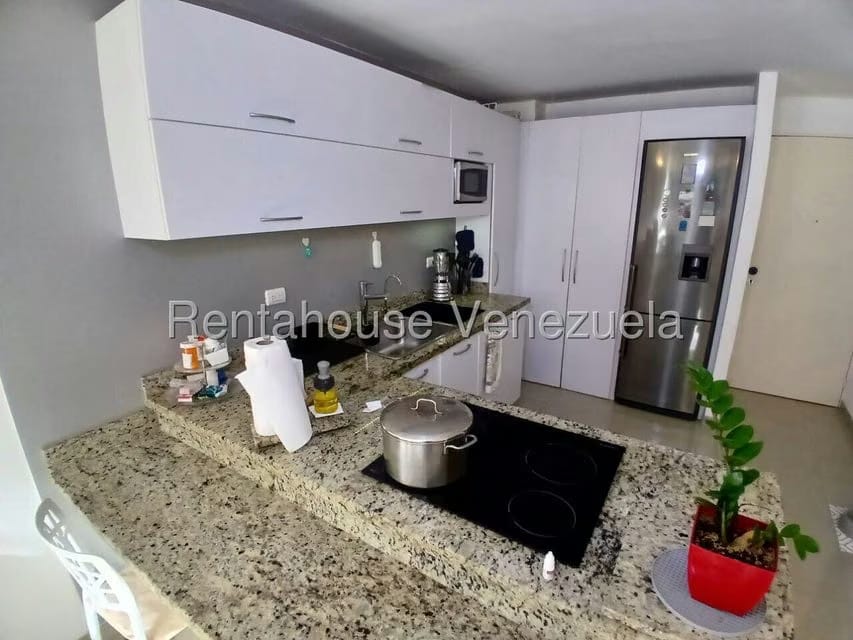 Apartamento (1 Nivel) en Venta en Los Naranjos Humboldt, Distrito Metropolitano - 25