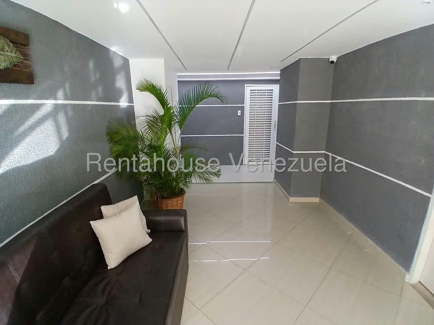 Apartamento (1 Nivel) en Venta en Los Naranjos Humboldt, Distrito Metropolitano - 4