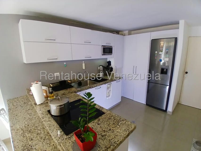 Apartamento (1 Nivel) en Venta en Los Naranjos Humboldt, Distrito Metropolitano - 10