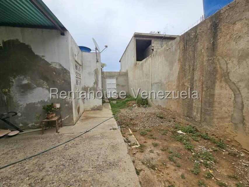 Casa (1 Nivel) en Venta en Centro, Falcon - 8