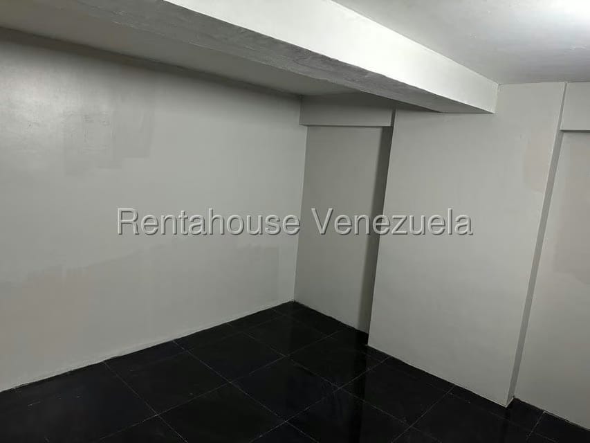 Comercial (Local Comercial) en Venta en Parroquia Altagracia, Distrito Metropolitano - 11