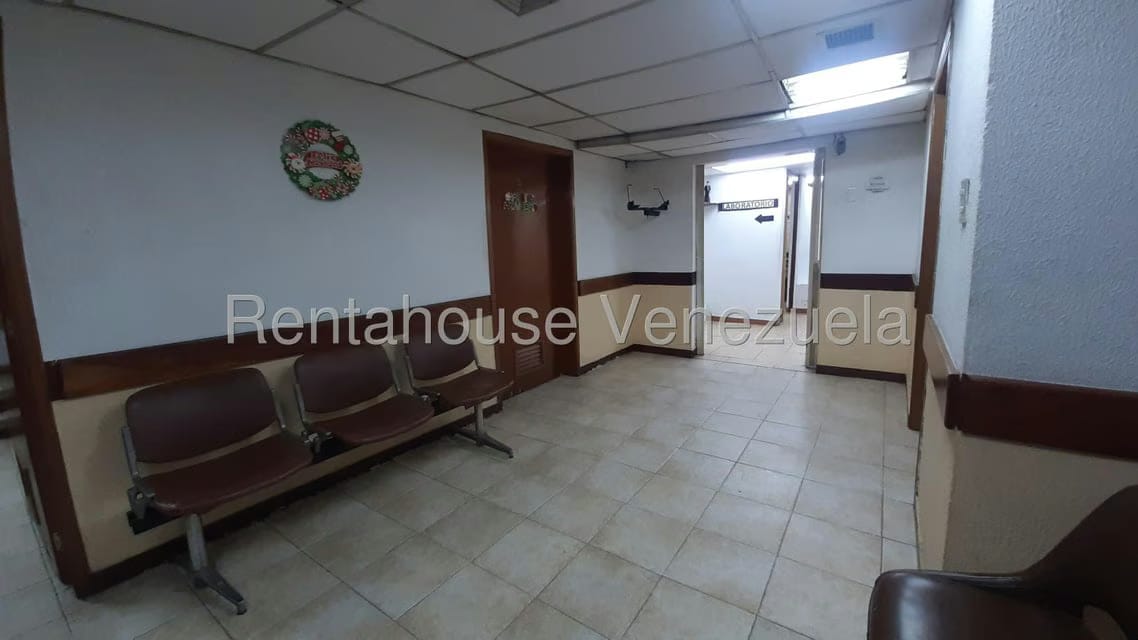 Comercial (Local Comercial) en Alquiler en Petare, Distrito Metropolitano - 8