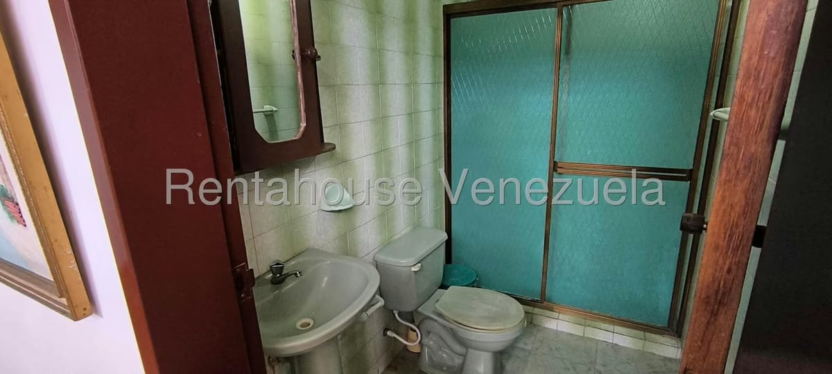 Casa (1 Nivel) en Alquiler en La Esmeralda, Carabobo - 11