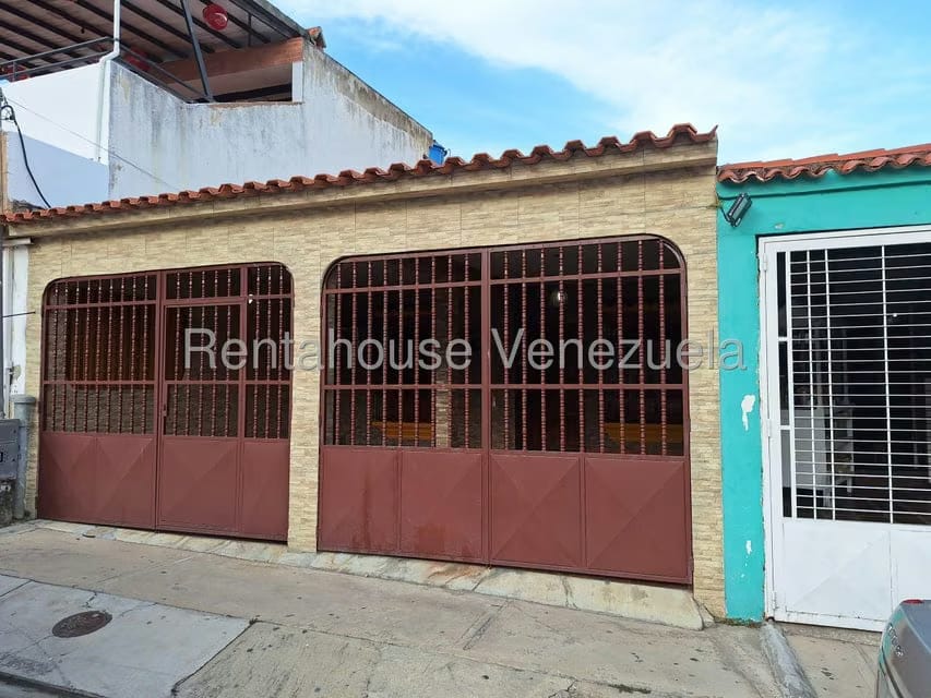 Casa (1 Nivel) en Alquiler en La Esmeralda, Carabobo - 14