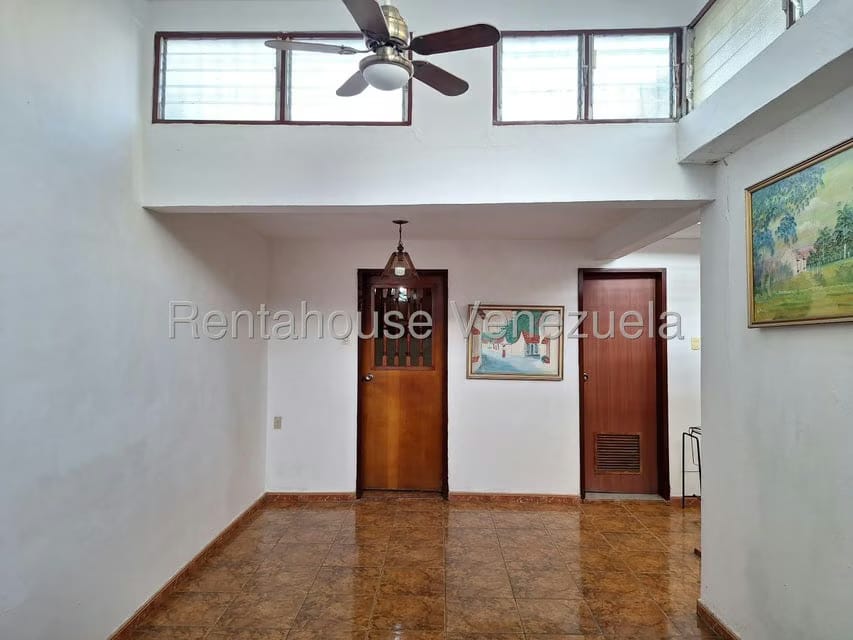 Casa (1 Nivel) en Alquiler en La Esmeralda, Carabobo - 8