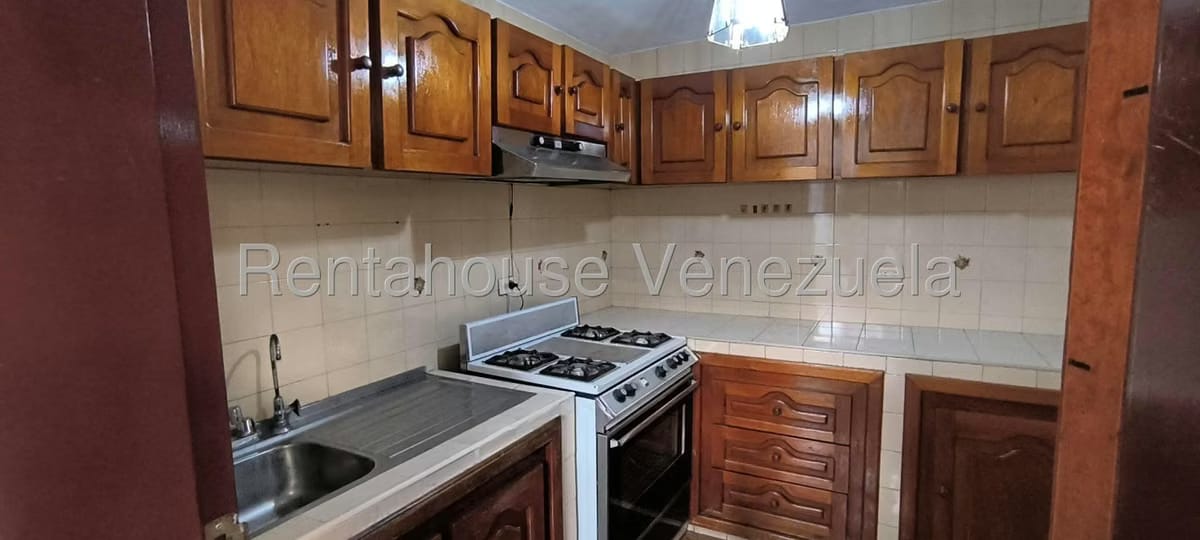 Casa (1 Nivel) en Alquiler en La Esmeralda, Carabobo - 9