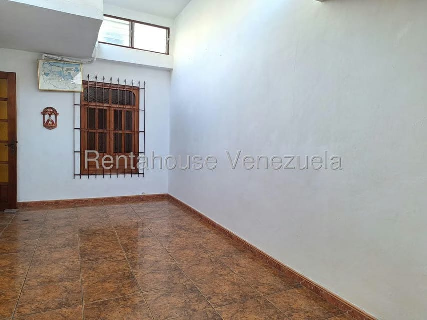 Casa (1 Nivel) en Alquiler en La Esmeralda, Carabobo - 10
