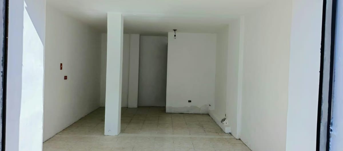 Local En Alquiler - Av. 8 - Mérida - Estado Mérida