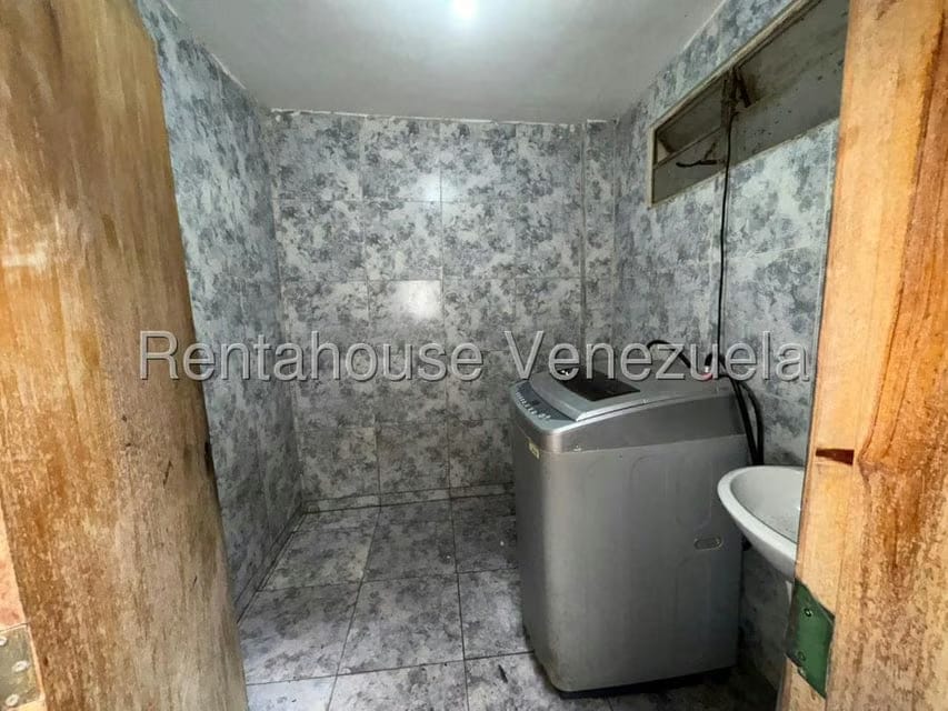Comercial (Galpon - Deposito) en Venta en Catia, Distrito Metropolitano - 18