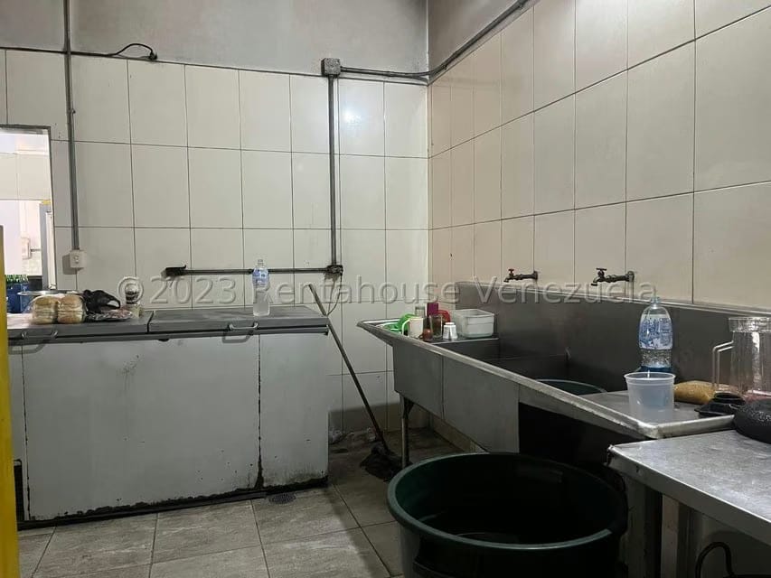 Comercial (Local Comercial) en Venta en Centro, Lara - 21