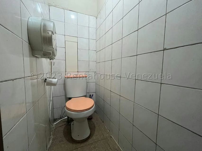 Comercial (Local Comercial) en Venta en Centro, Lara - 23