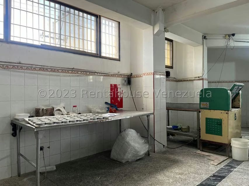 Comercial (Local Comercial) en Venta en Centro, Lara - 27