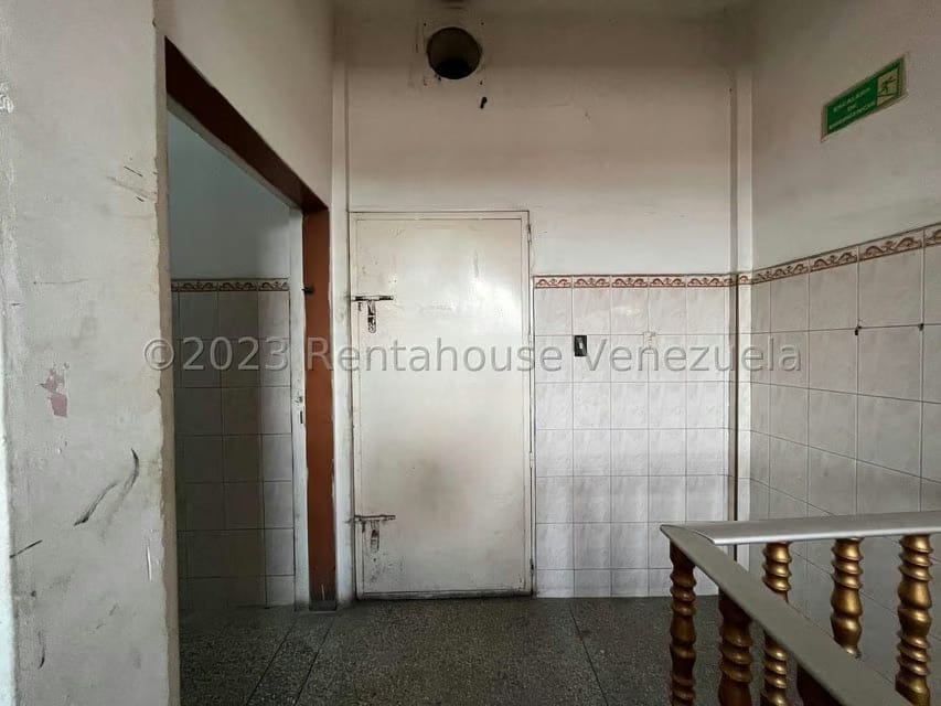 Comercial (Local Comercial) en Venta en Centro, Lara - 40