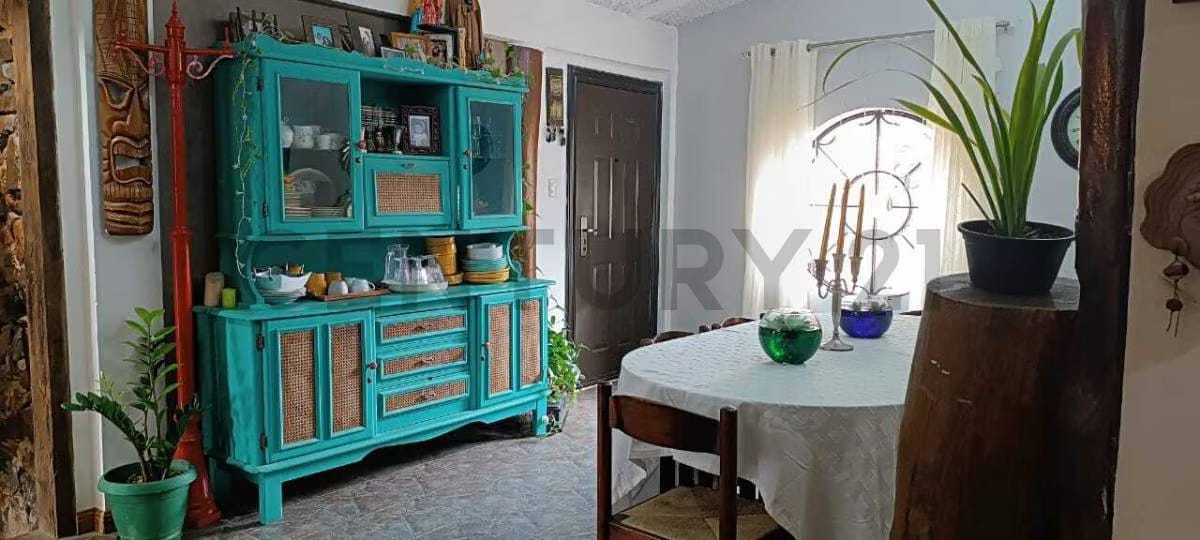 CASA URB. LA GUARINA - 4