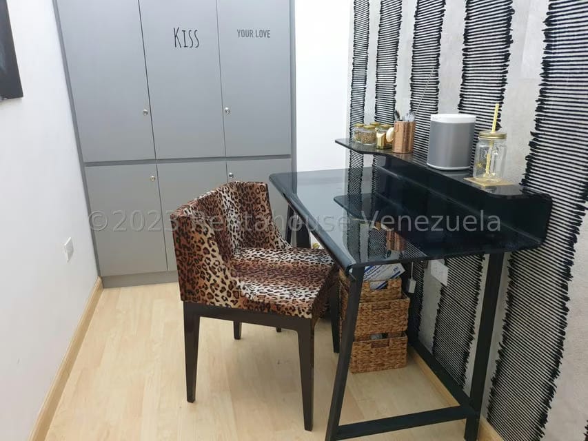 Comercial (Local Comercial) en Venta en Miranda, Distrito Metropolitano - 15