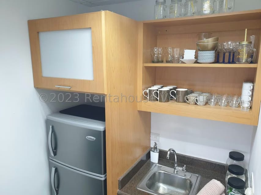 Comercial (Local Comercial) en Venta en Miranda, Distrito Metropolitano - 23
