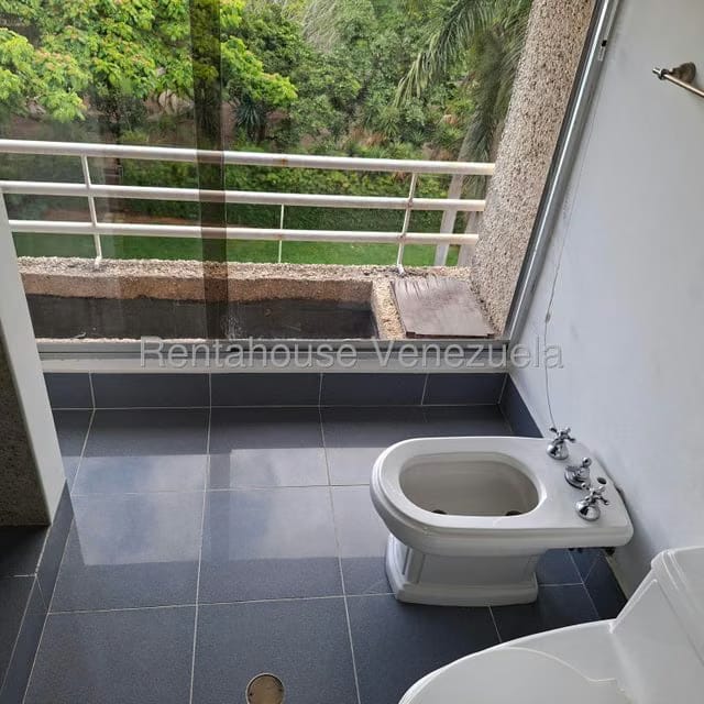 Apartamento (Duplex) en Venta en Colinas de Valle Arriba, Distrito Metropolitano - 19