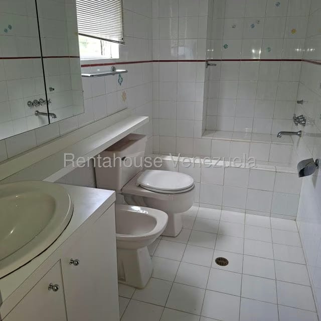 Apartamento (Duplex) en Venta en Colinas de Valle Arriba, Distrito Metropolitano - 21