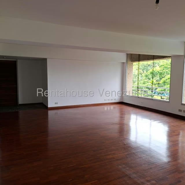 Apartamento (Duplex) en Venta en Colinas de Valle Arriba, Distrito Metropolitano - 4