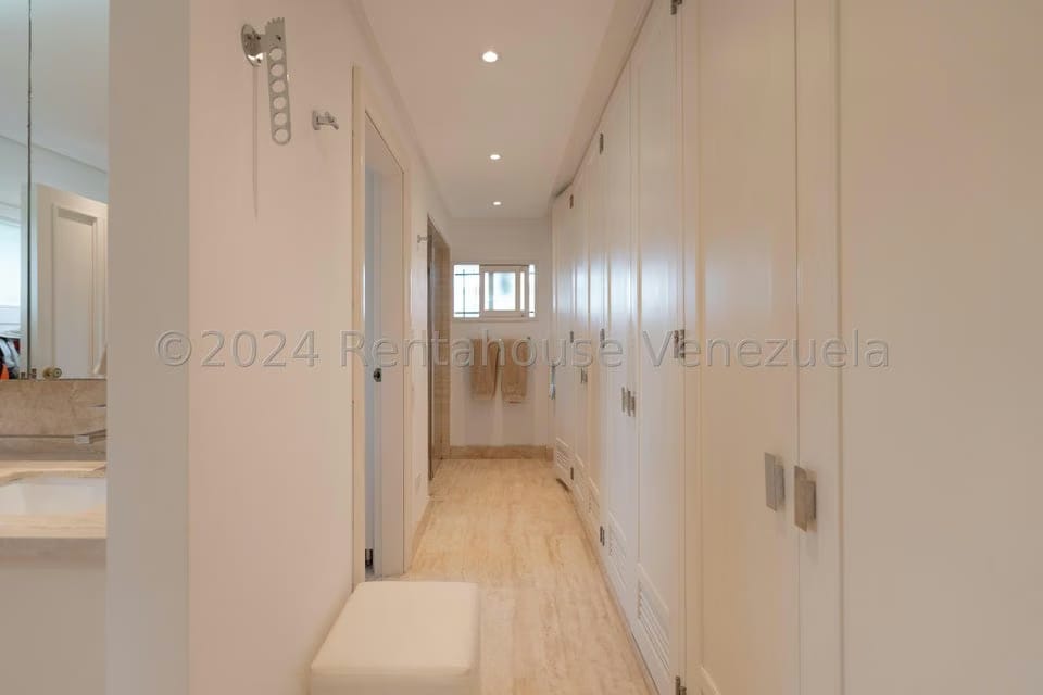 Casa (1 Nivel) en Venta en La Lagunita Country Club, Distrito Metropolitano - 31