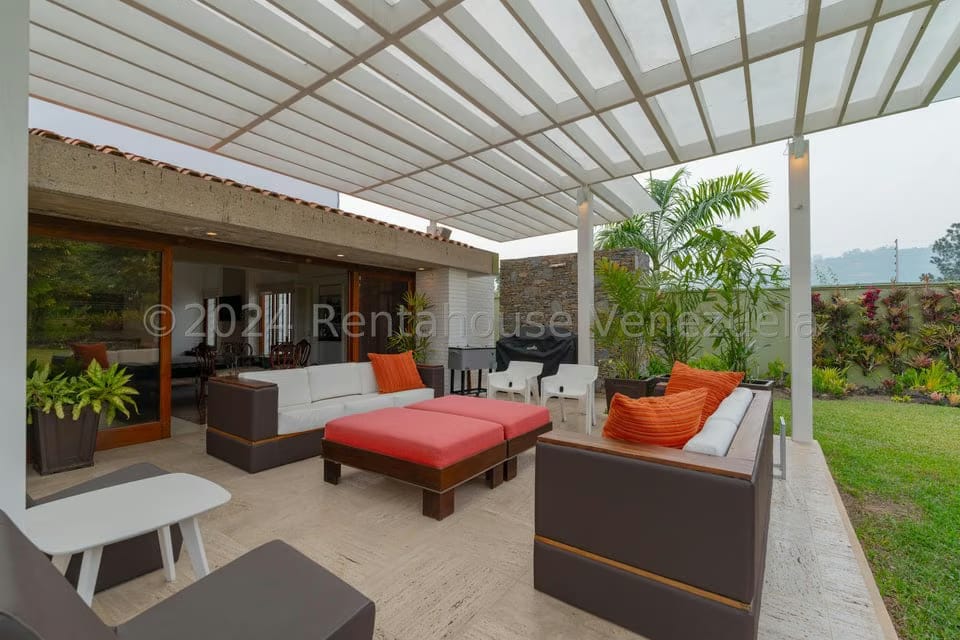 Casa (1 Nivel) en Venta en La Lagunita Country Club, Distrito Metropolitano - 42