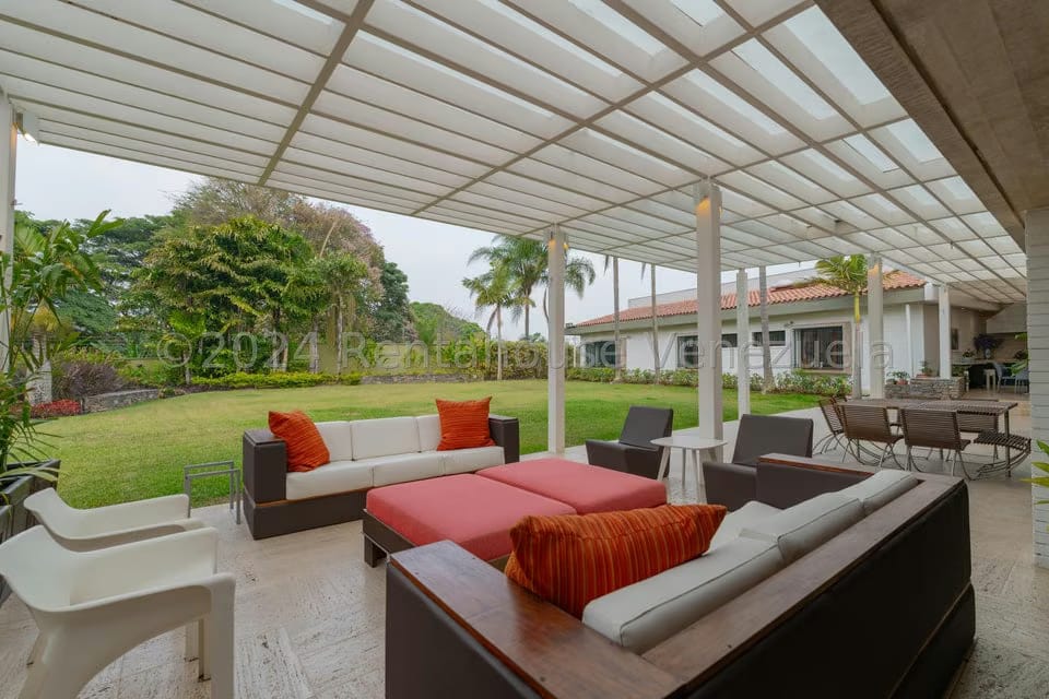 Casa (1 Nivel) en Venta en La Lagunita Country Club, Distrito Metropolitano - 43