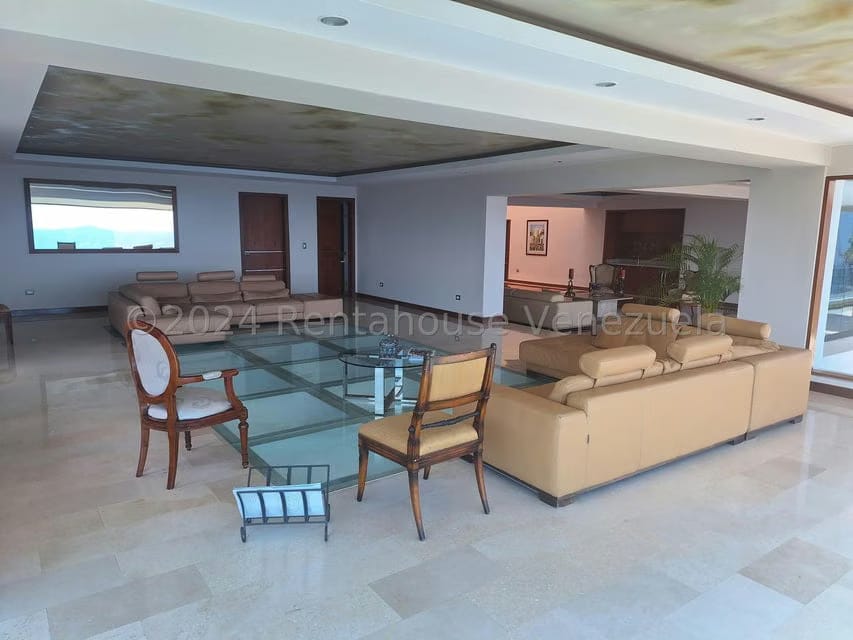 Casa (Multipes Niveles) en Venta en Alto Hatillo, Distrito Metropolitano - 14