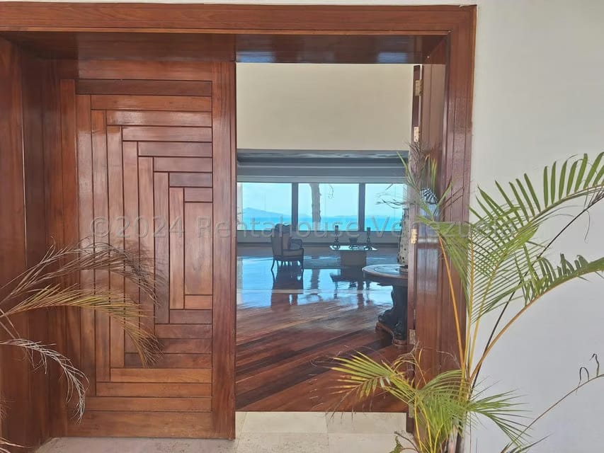 Casa (Multipes Niveles) en Venta en Alto Hatillo, Distrito Metropolitano - 3