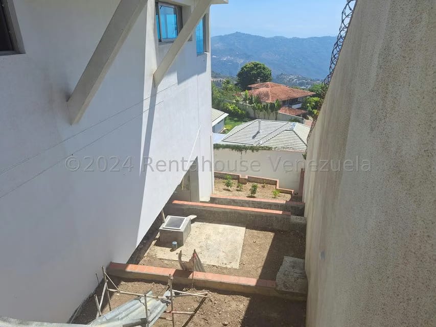 Casa (Multipes Niveles) en Venta en Alto Hatillo, Distrito Metropolitano - 40