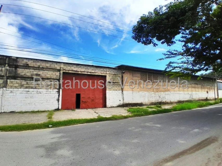 Comercial (Galpon - Deposito) en Venta en Zona Industrial Saman de Guere, Aragua