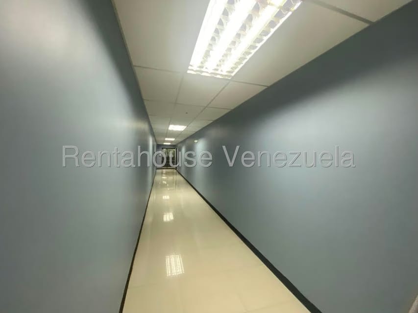 Comercial (Oficina) en Venta en Los Samanes, Distrito Metropolitano - 13