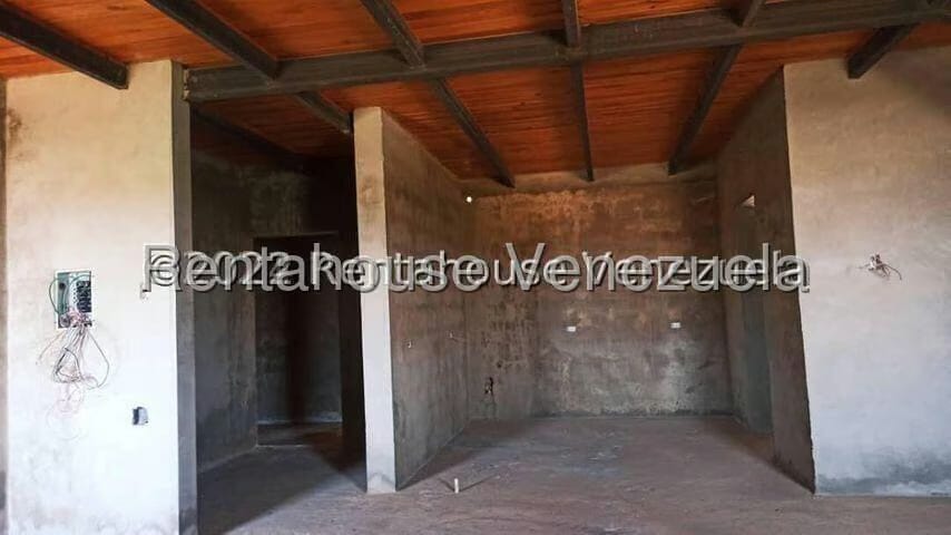 Comercial (Edificio) en Venta en Puerta Maraven, Falcon - 2