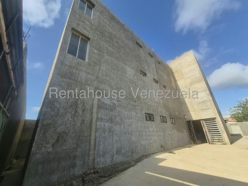 Comercial (Edificio) en Venta en Puerta Maraven, Falcon - 3