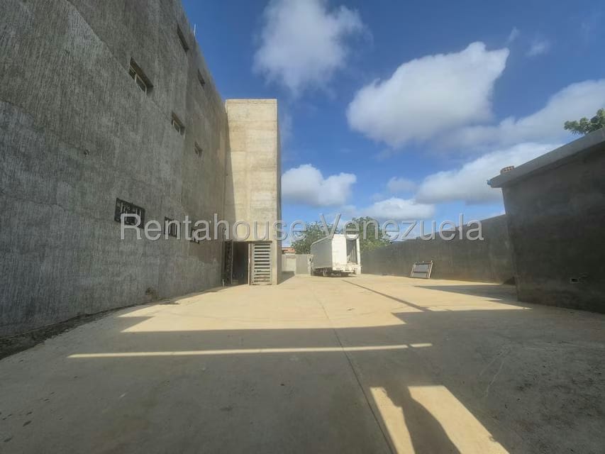 Comercial (Edificio) en Venta en Puerta Maraven, Falcon - 4