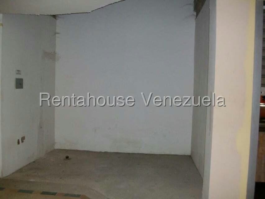 Comercial (Local Comercial) en Alquiler en Las Islas, Miranda - 12